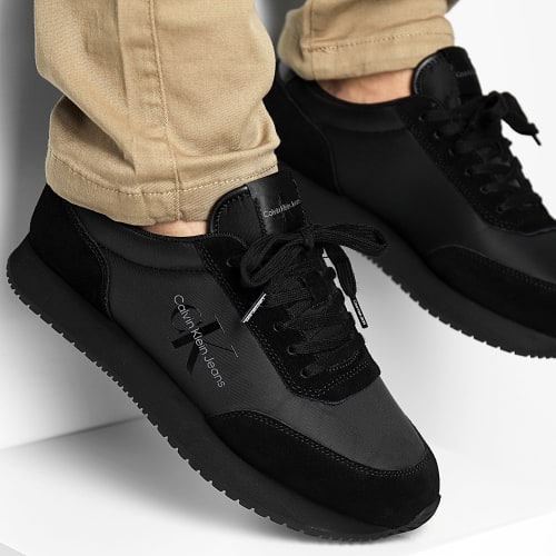 Baskets Retro Runner 0746 Triple Black