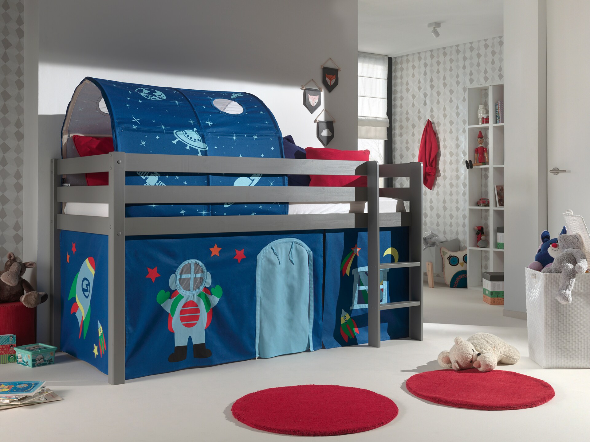 Spielbett Pino mit Textilset Vorhang und Tunnel versch. Designs