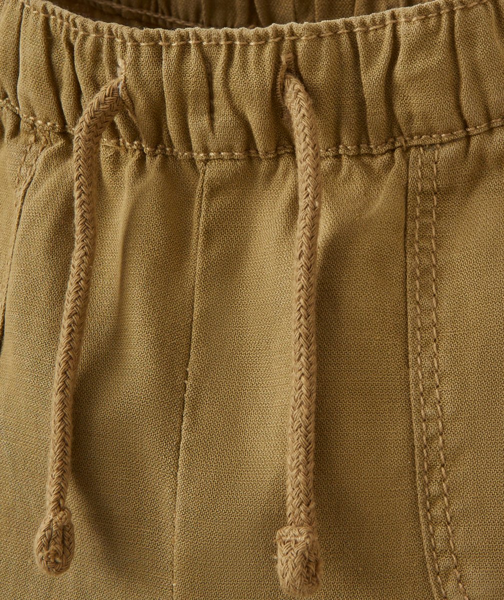 PANTALON FLUIDE BÉBÉ GARÇON KAKI AVEC POCHES