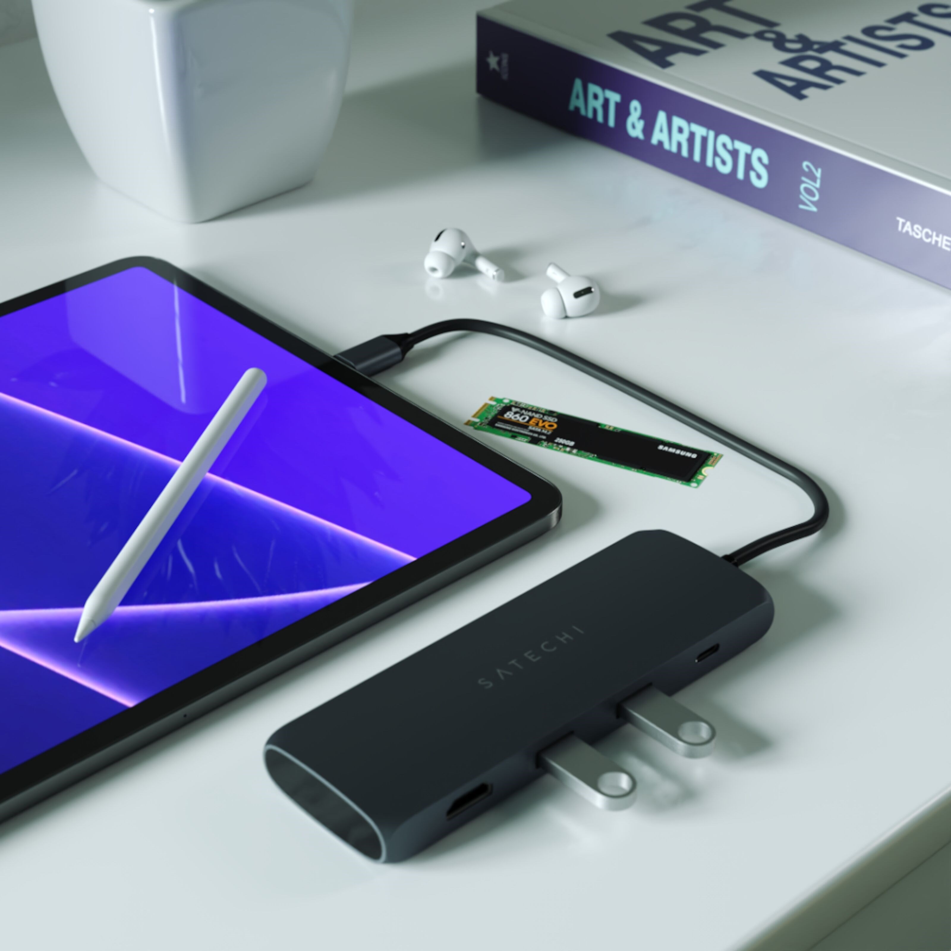 Satechi USB-C-multiadapter med SSD-plass Svart