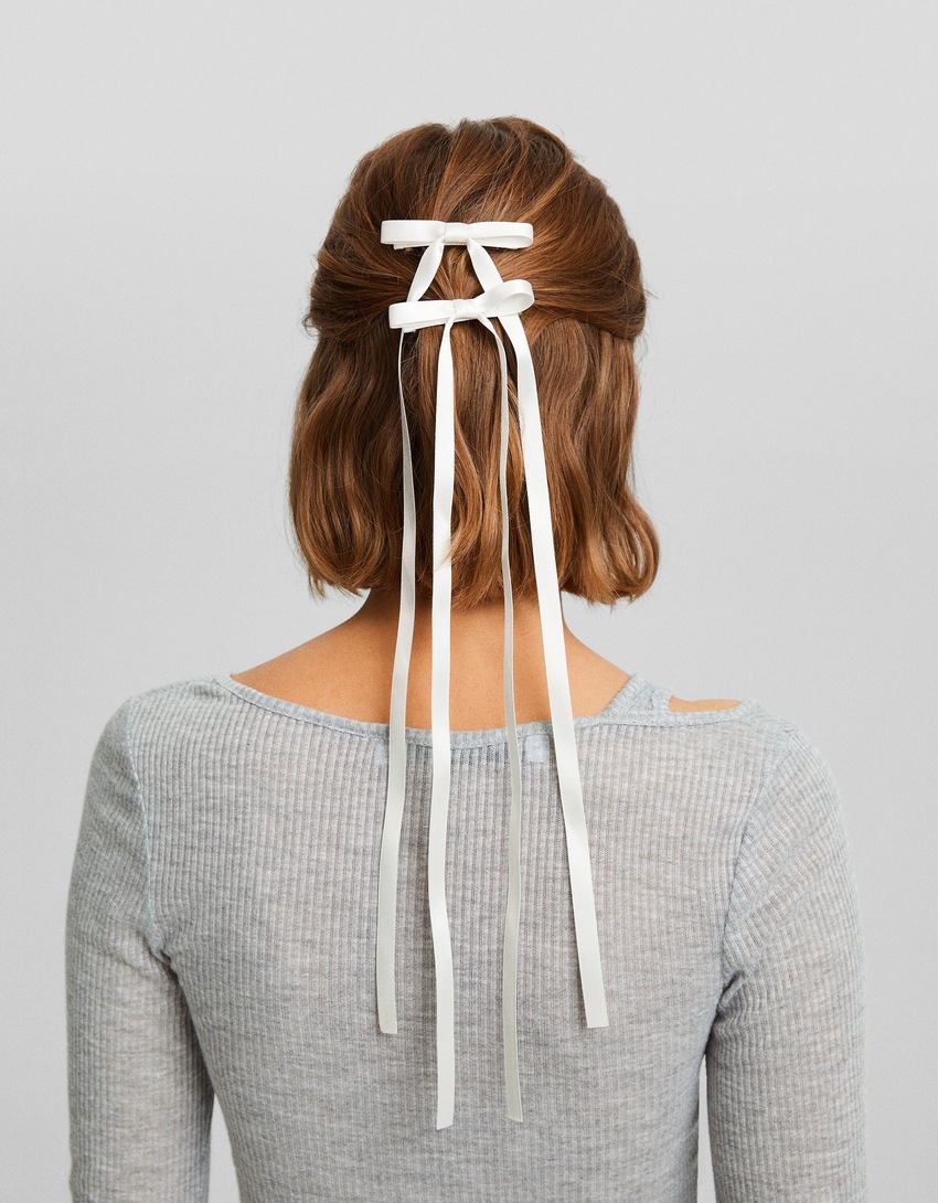 Conjunto de 4 presilhas de cabelo com laço de cetim