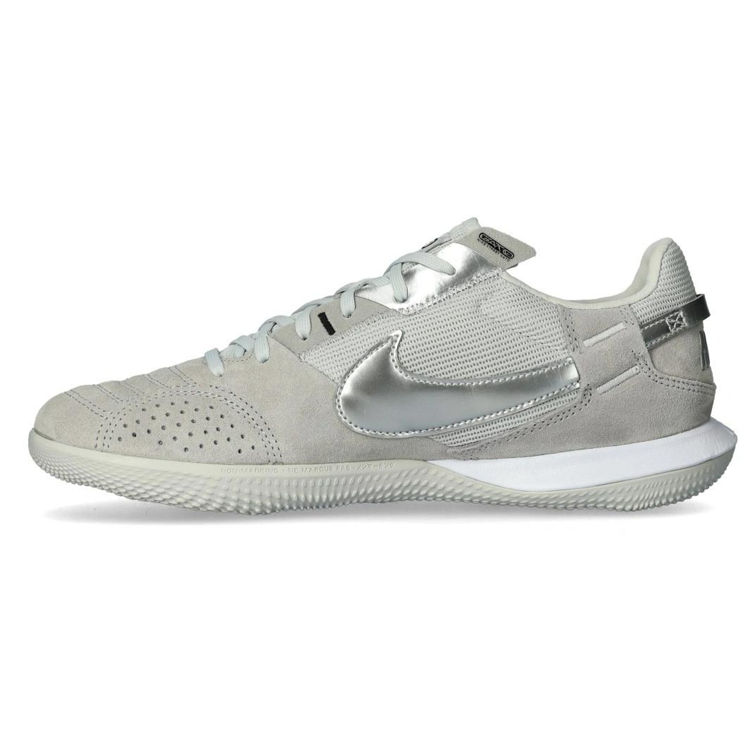 Nike Street Gato