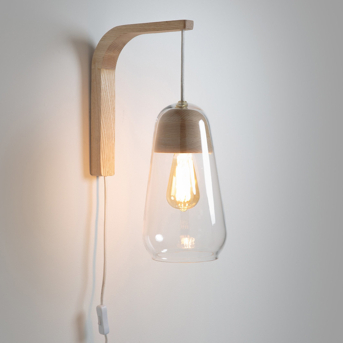 LA REDOUTE INTERIORS<br>Arandela em vidro e madeira Nasoa