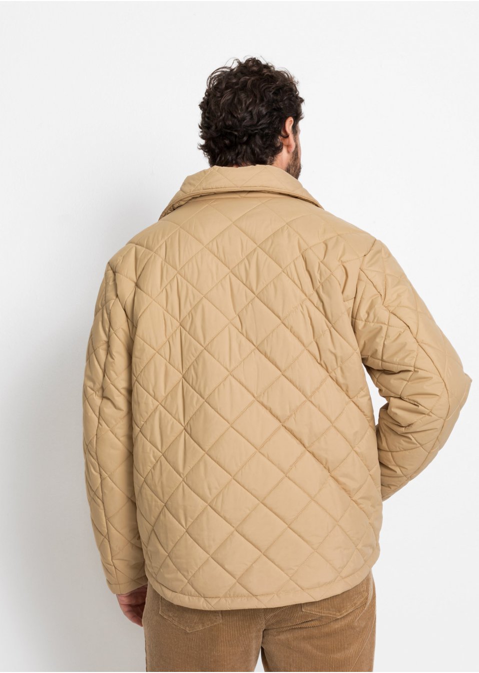 Veste matelassée avec polyester recyclé et col haut, Regular Fit