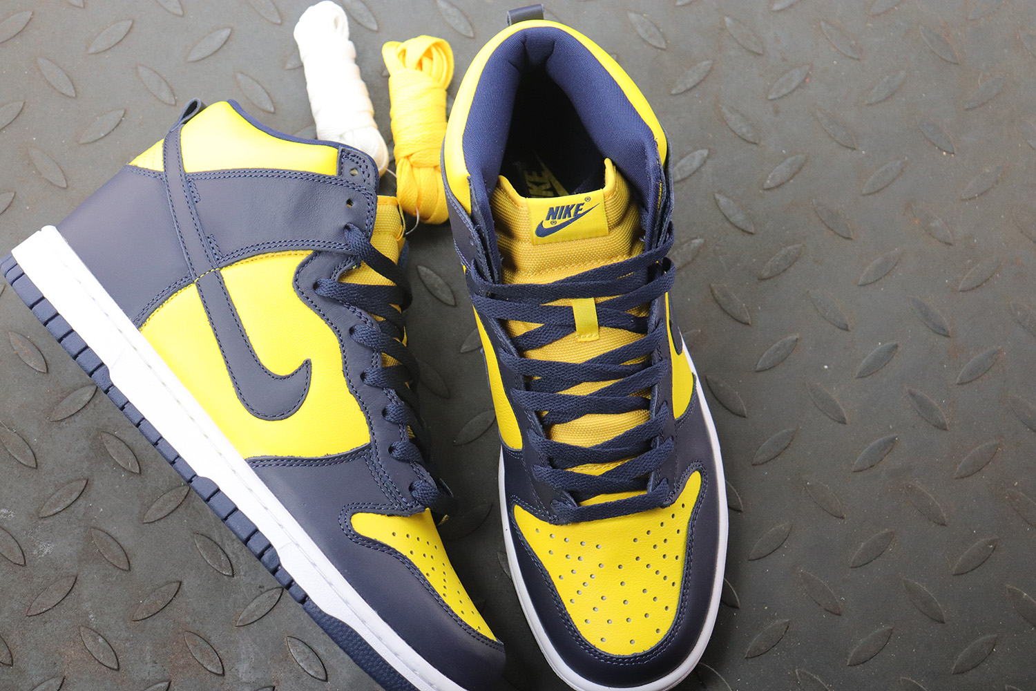 Nike Dunk High Michigan