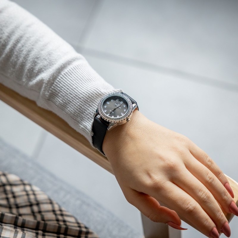 Jolie Montre Femme Noir GIORGIO