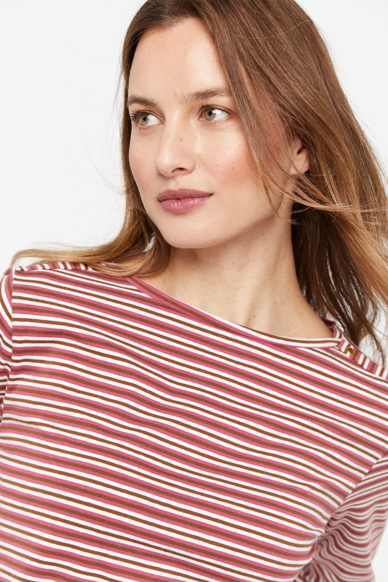 Camiseta básica com decote canoa - Multicolorida