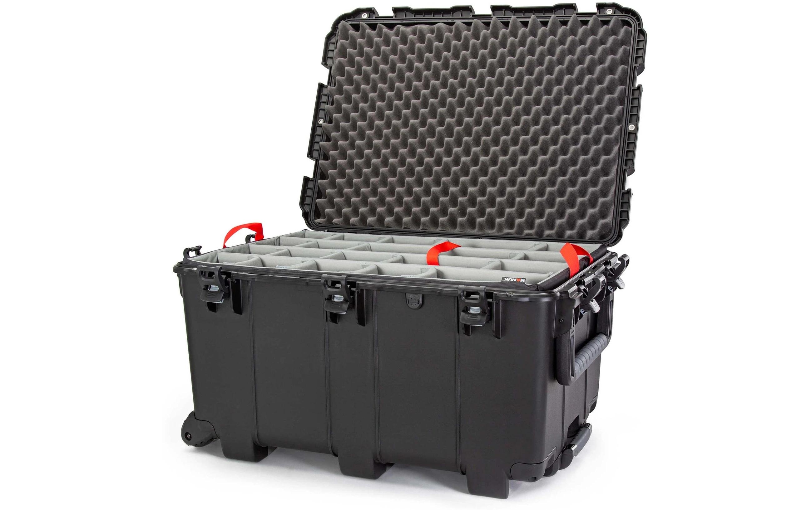 Kunststoffkoffer 975 - mit Schaum Schwarz<br>Leichter, wasserdichter und robuster Hartschalenkoffer