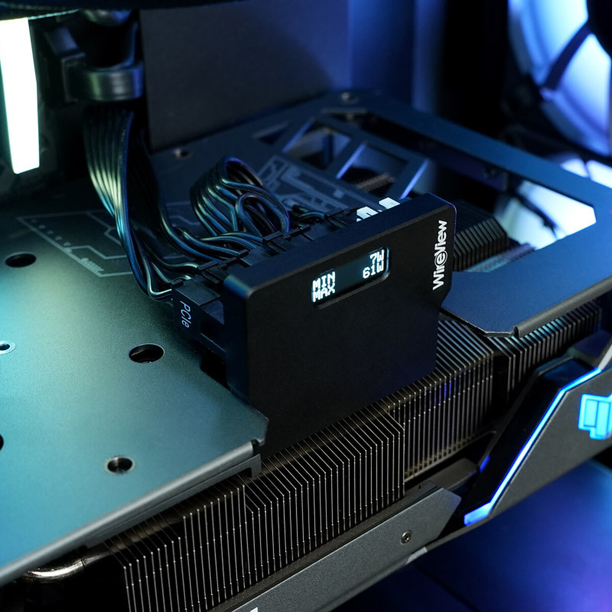 Thermal Grizzly WireView GPU 1x 12VHPWR / 3x 8 broches PCIe - Normal