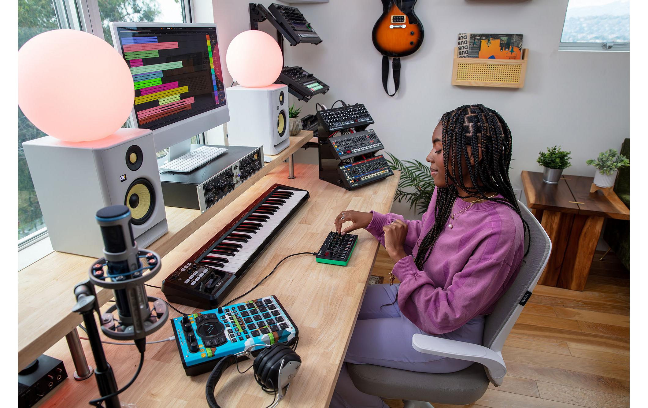 Synthesizer AIRA S-1<br>Tweak-Synthesizer mit neuer Klangwelt
