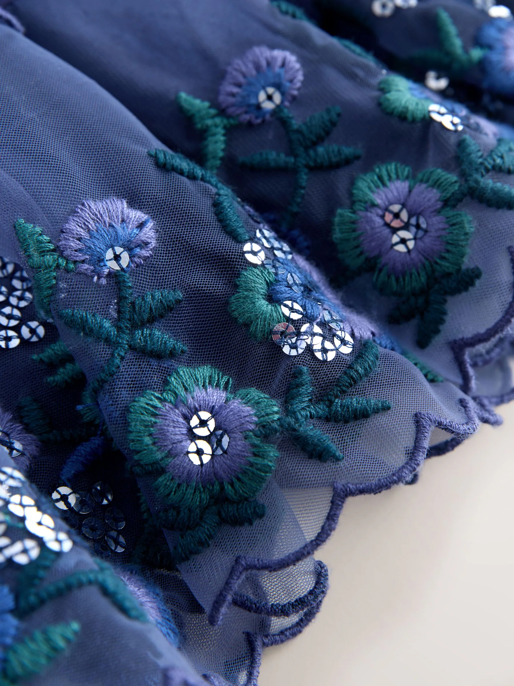 Blauw versierd - Mesh strokenjurk (3 mnd-7 jr)
