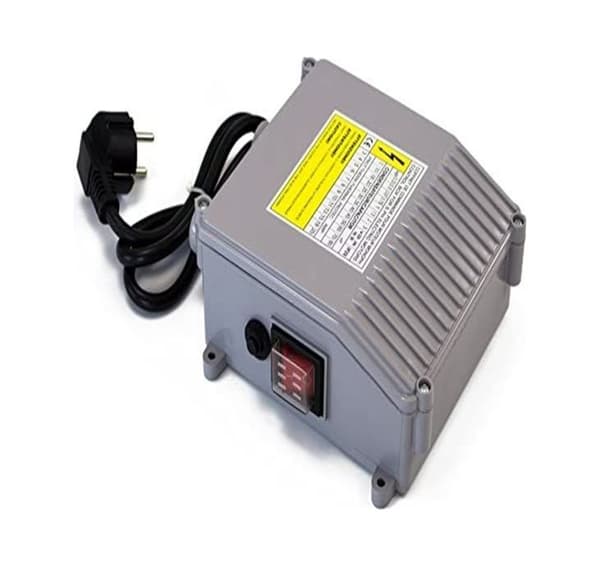Styreboks D-BOX 0,75kW 9A 35uF Delfin