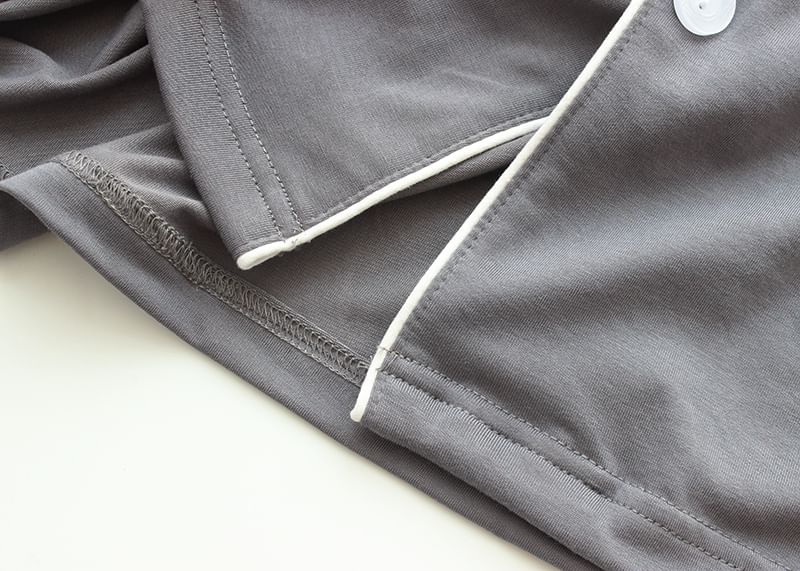 Dogini - Pyjamaset: shirt met korte mouwen, kraag en contrasterende rand + korte broek met elastische taille