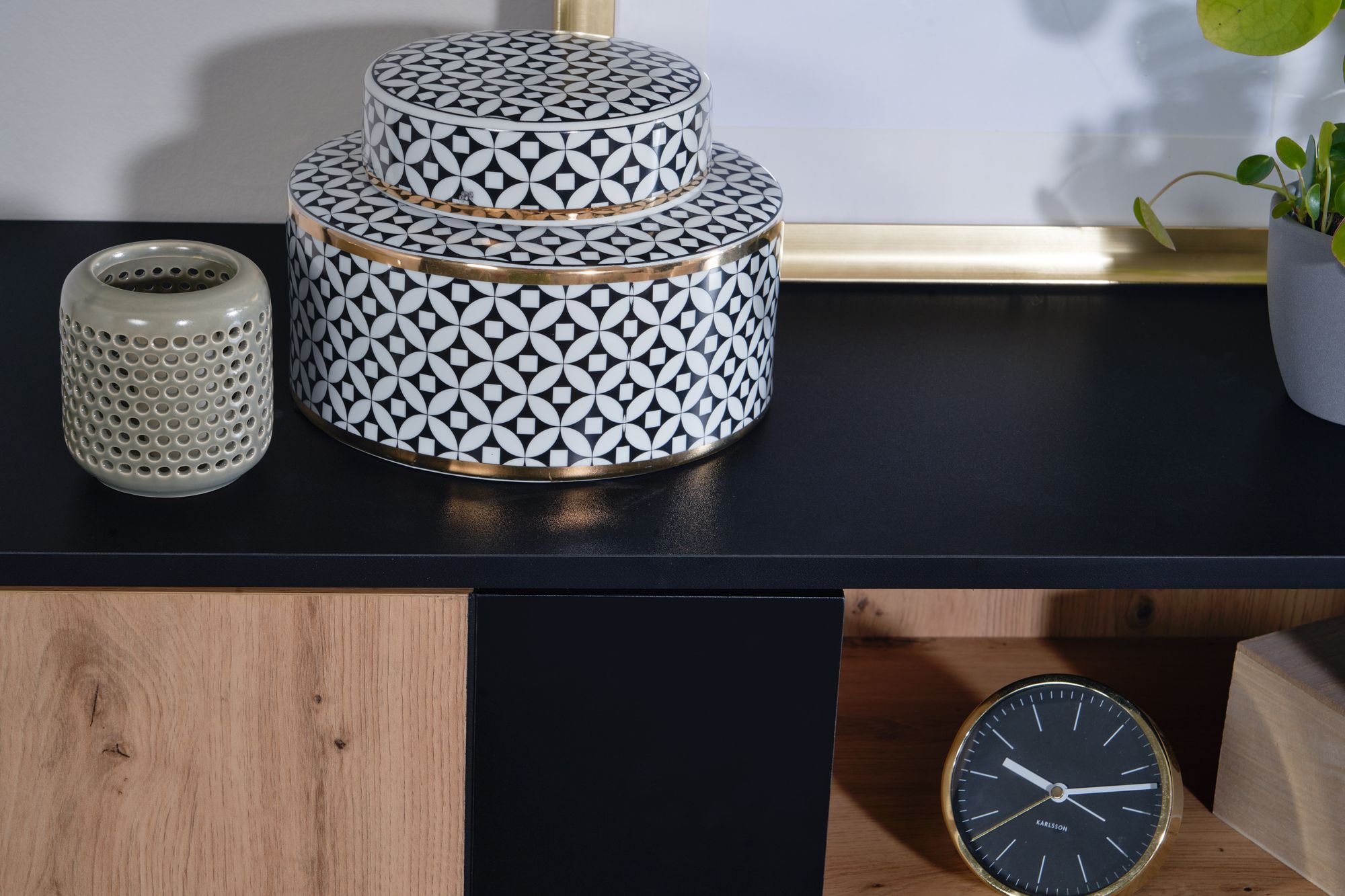 KADIMA DESIGN Eichedekor Standschrank, modernes Design, vielseitig für Wohnzimmer, Küche, Flur