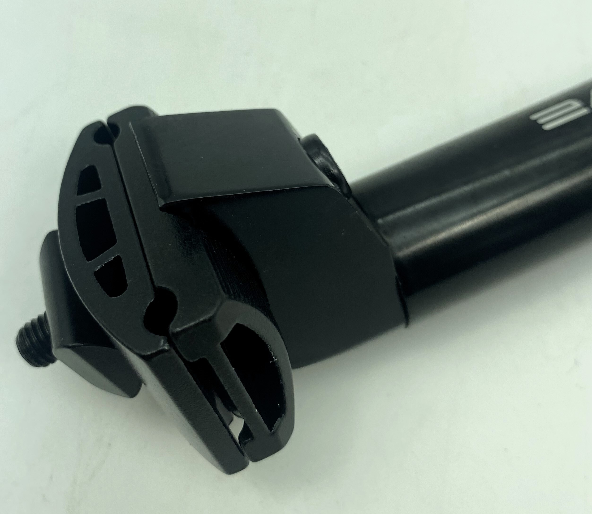 M-Wave Sattelstütze Ø 30,8mm schwarz