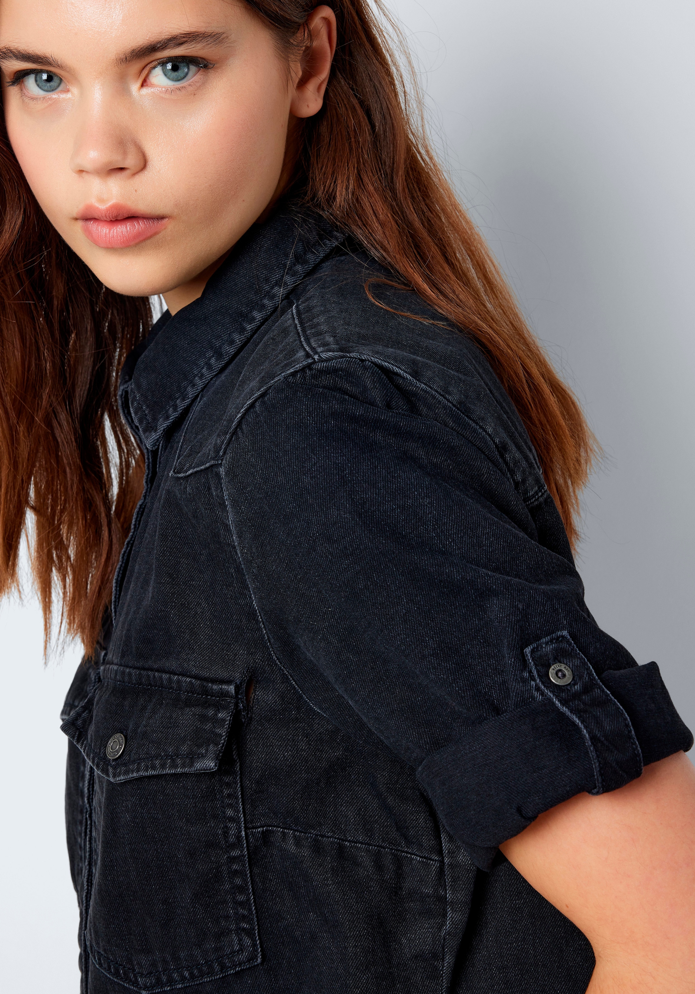 Noisy may Jeanskleid »NMNEW SIGNE S/S DENIM DRESS WG001BL NOOS« Brusttaschen