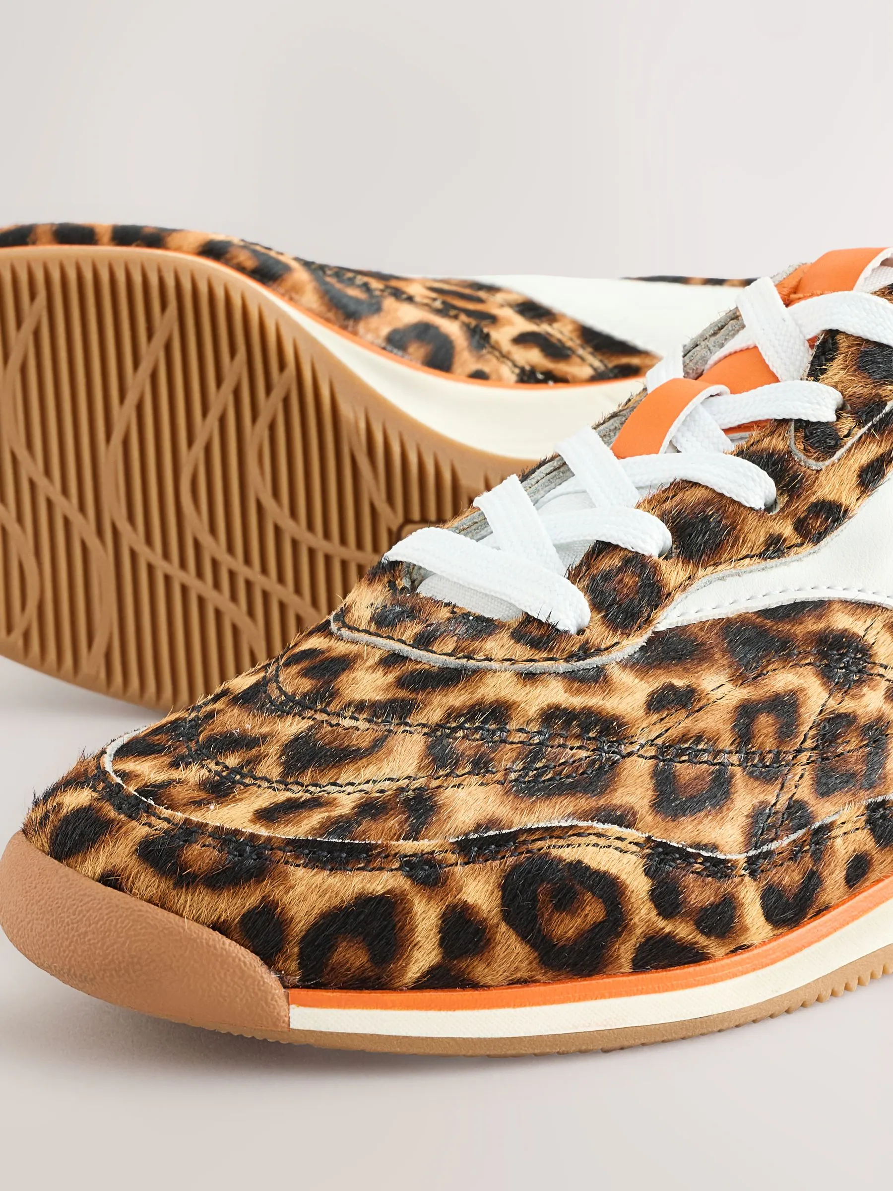 Luipaard - Forever Comfort Panel Detail Lace-Up Trainers
