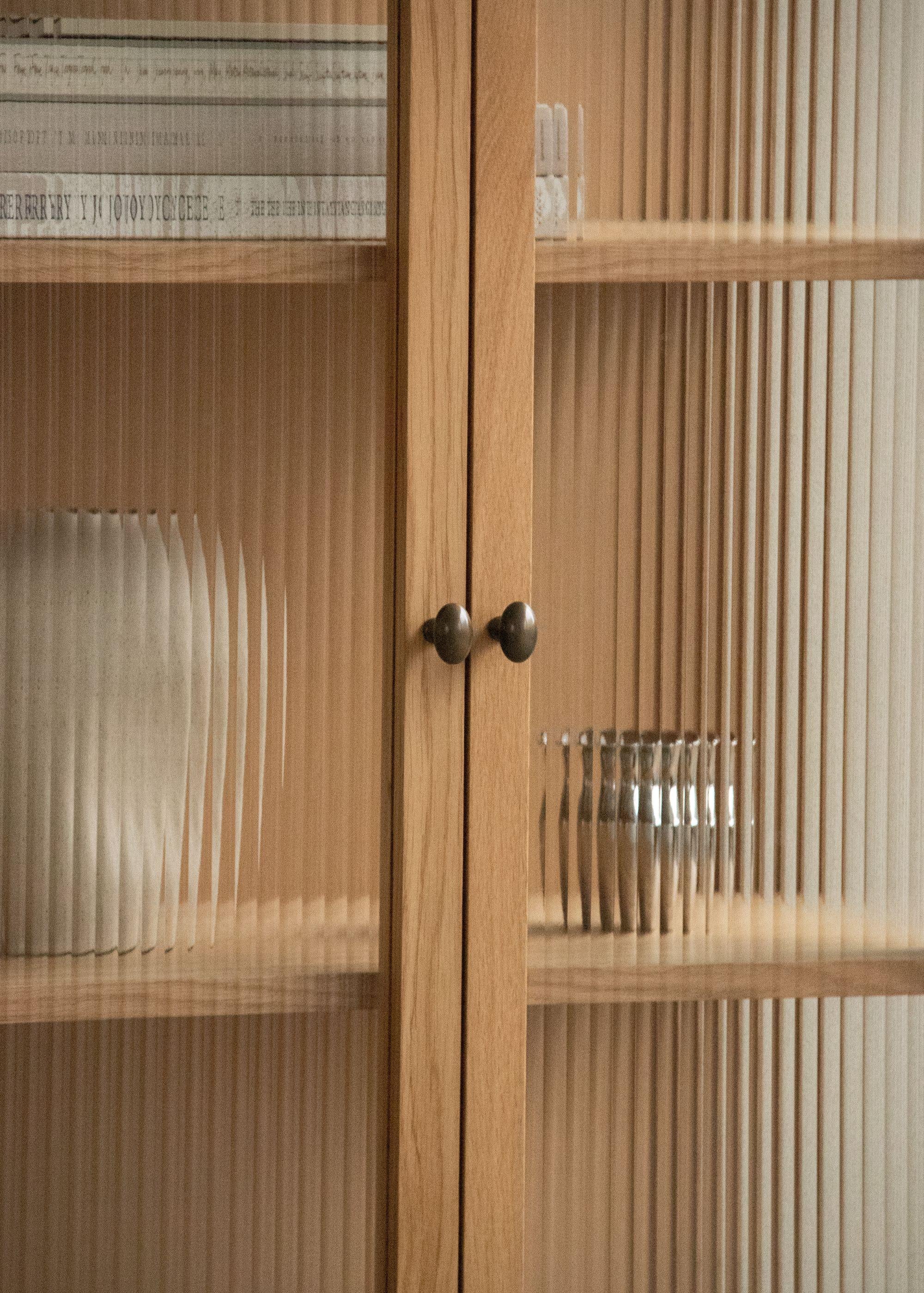 Audo Copenhagen Curiosity vitrinekast H168 naturel eiken
