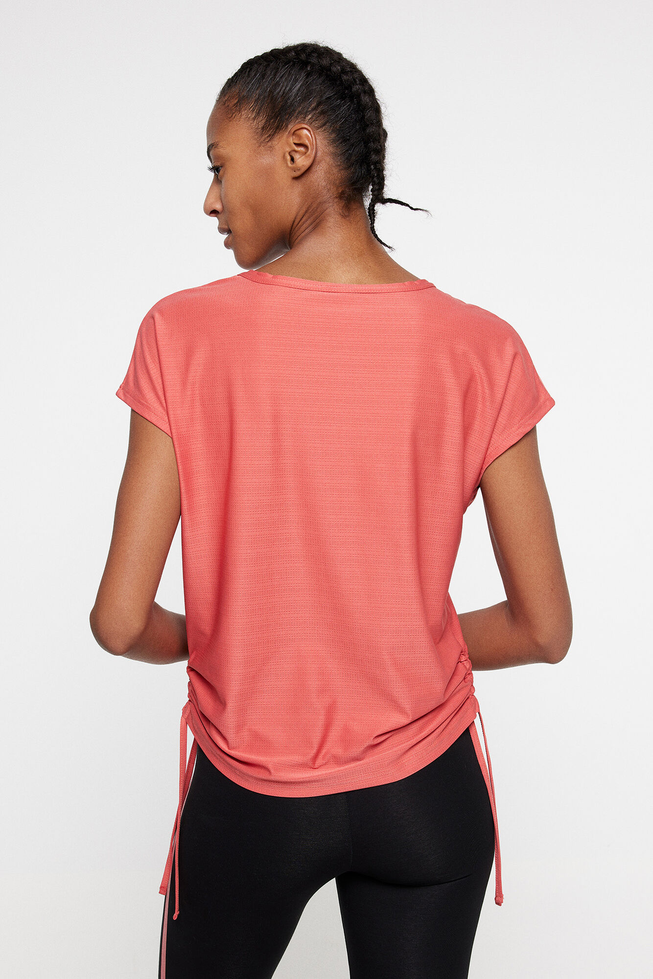 Camiseta de corte lateral