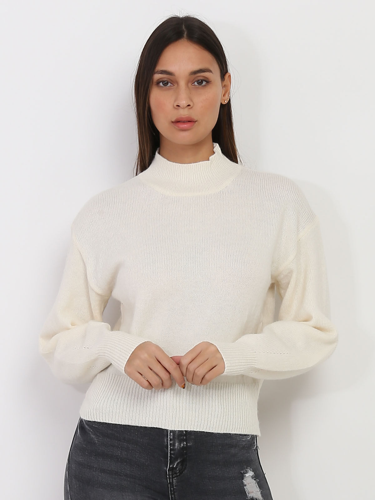 Pull à col montant et manches bouffantes- Beige