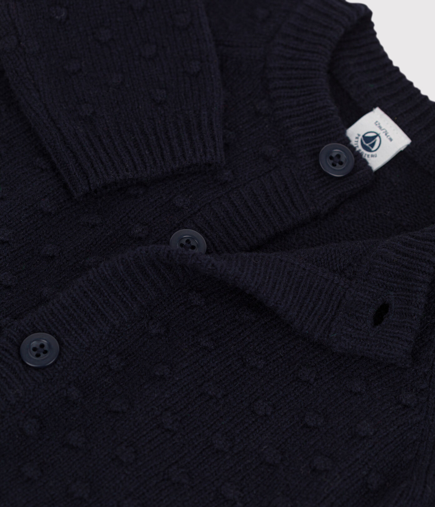 Cardigan bébé en tricot en laine