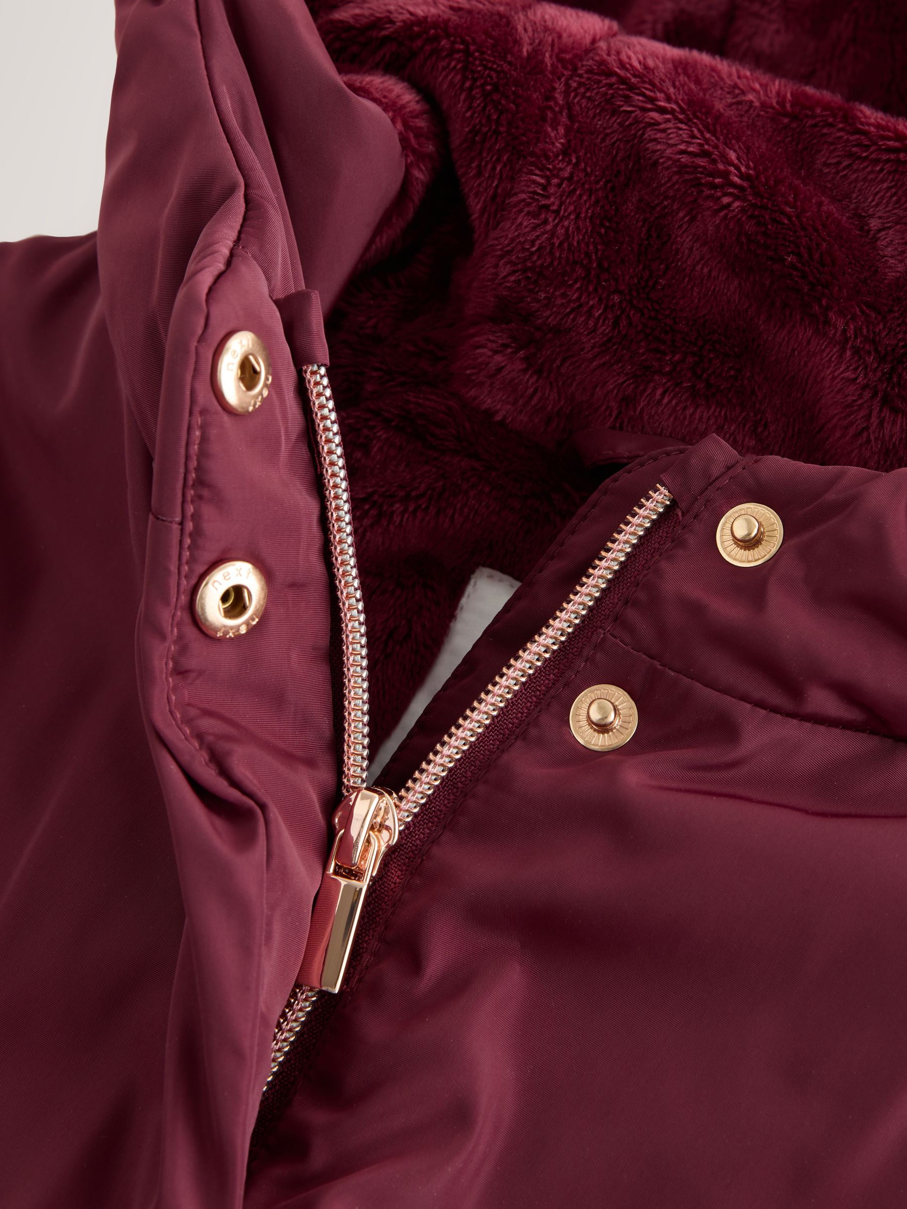 Bordeauxrood - Regenbestendige jas met rok en strikdetail (3mnd -7jr)