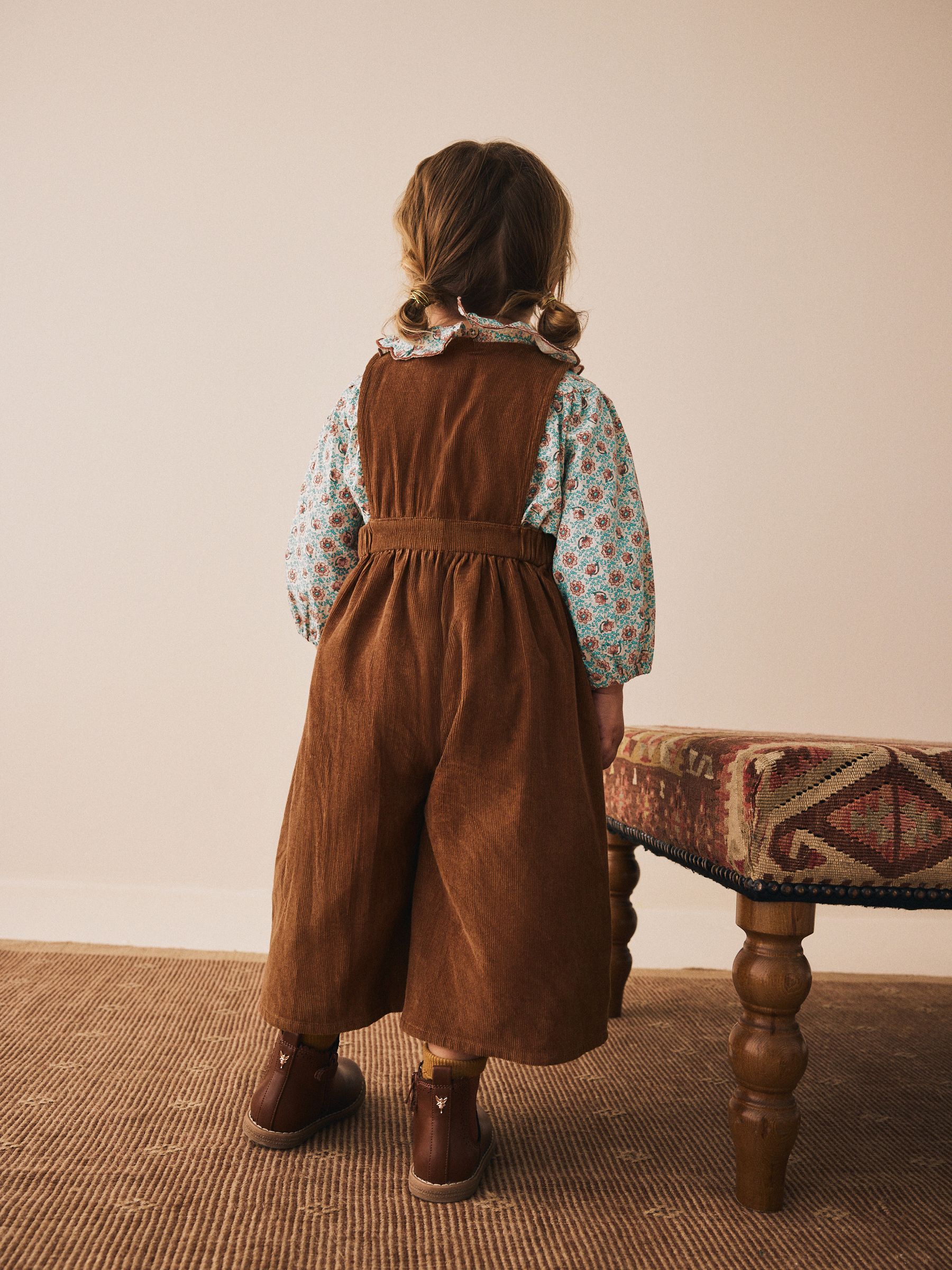 Chocoladebruin - Set van corduroy tuinbroek en blouse (3mnd -7jr)