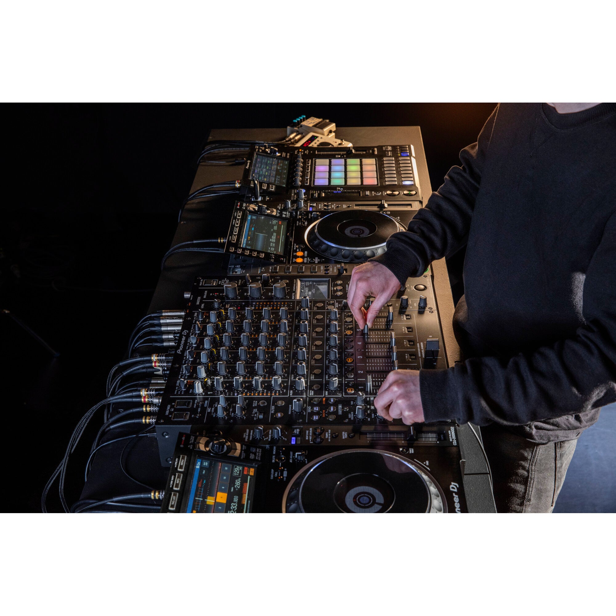 Pioneer DJ DJM-V10 6-kanaals DJ-mixer