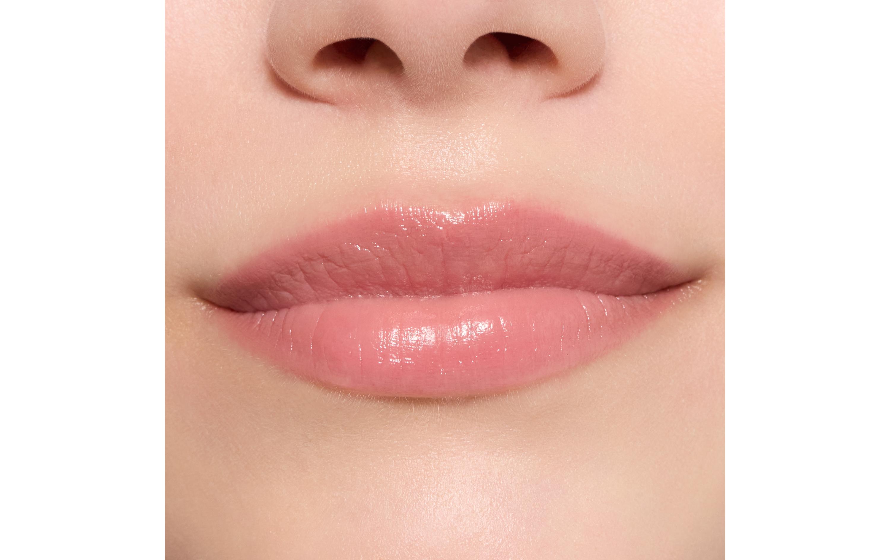 Lip Gloss Care In Colours 030 Bubbly FridayFarbiger Lippenbalsam in einem Mauve-Ton für glänzende Lippen