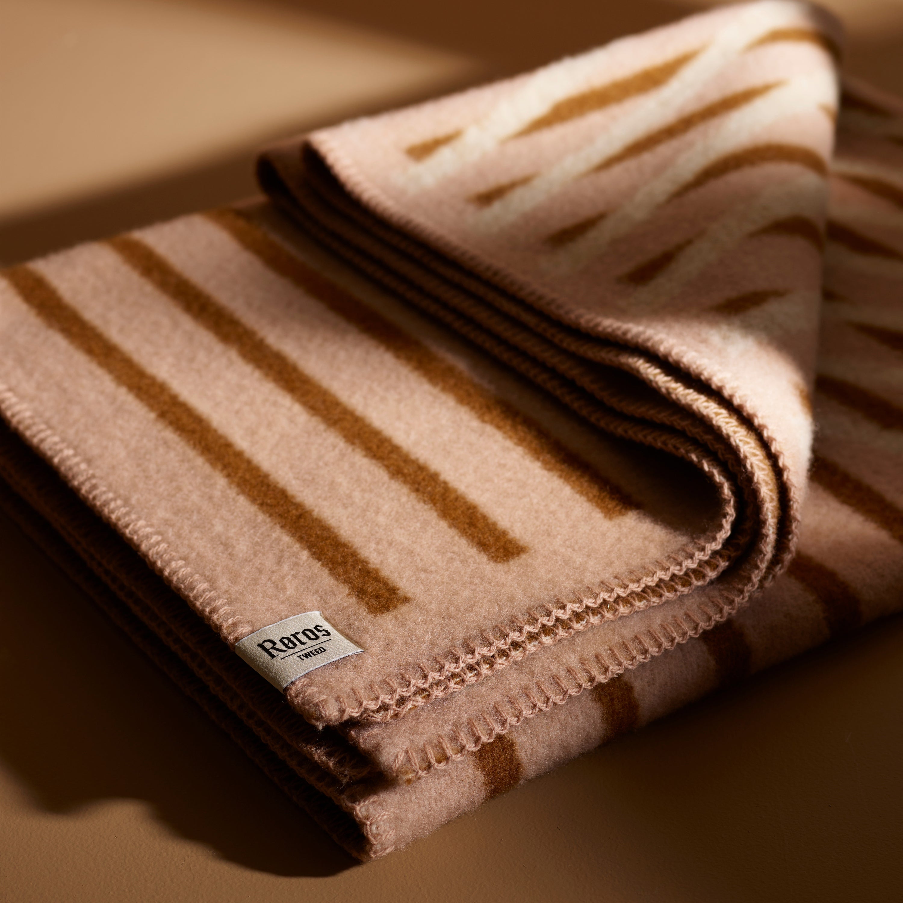 RÃ¸ros Tweed Bislett Plaid - Cappuccino
