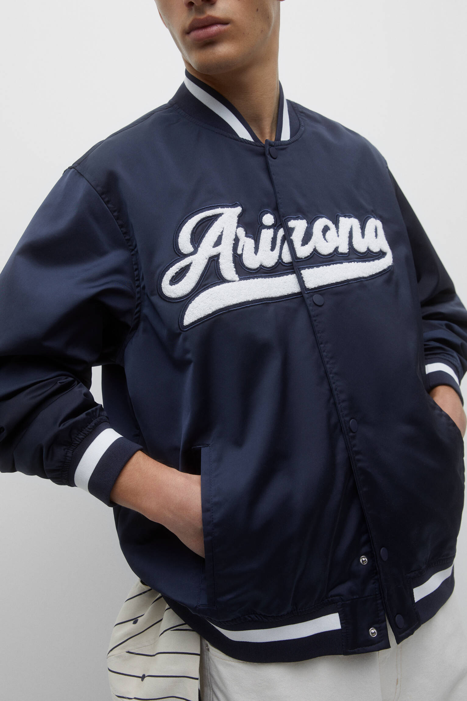 JAQUETA BOMBER DE BASEBOL - AZUL