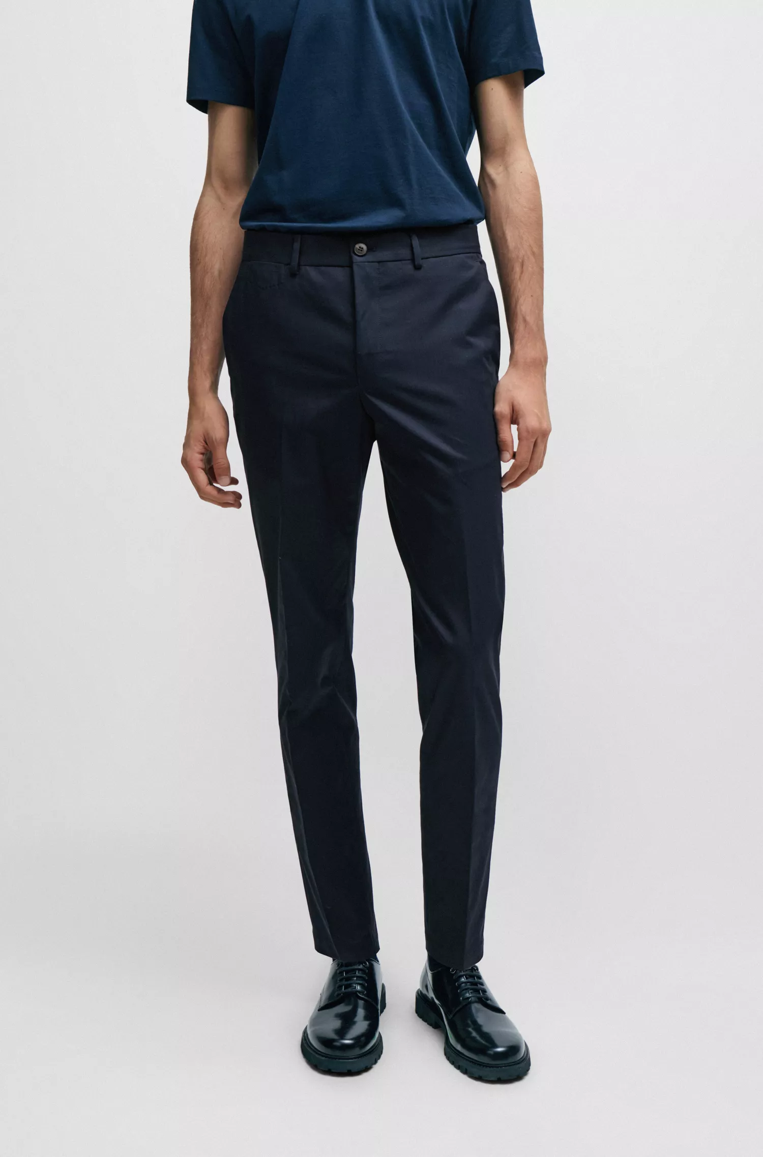 Calça BOSS Camel Slim-fit em algodão elástico com seda
