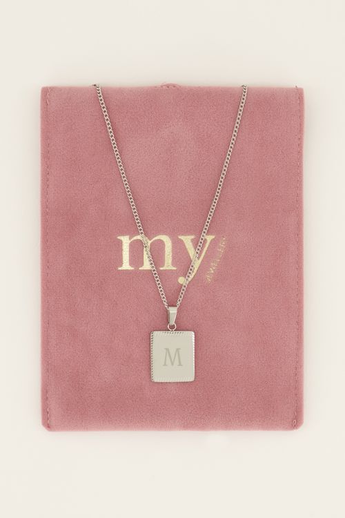 Atelier lange ketting met vierkante bedel