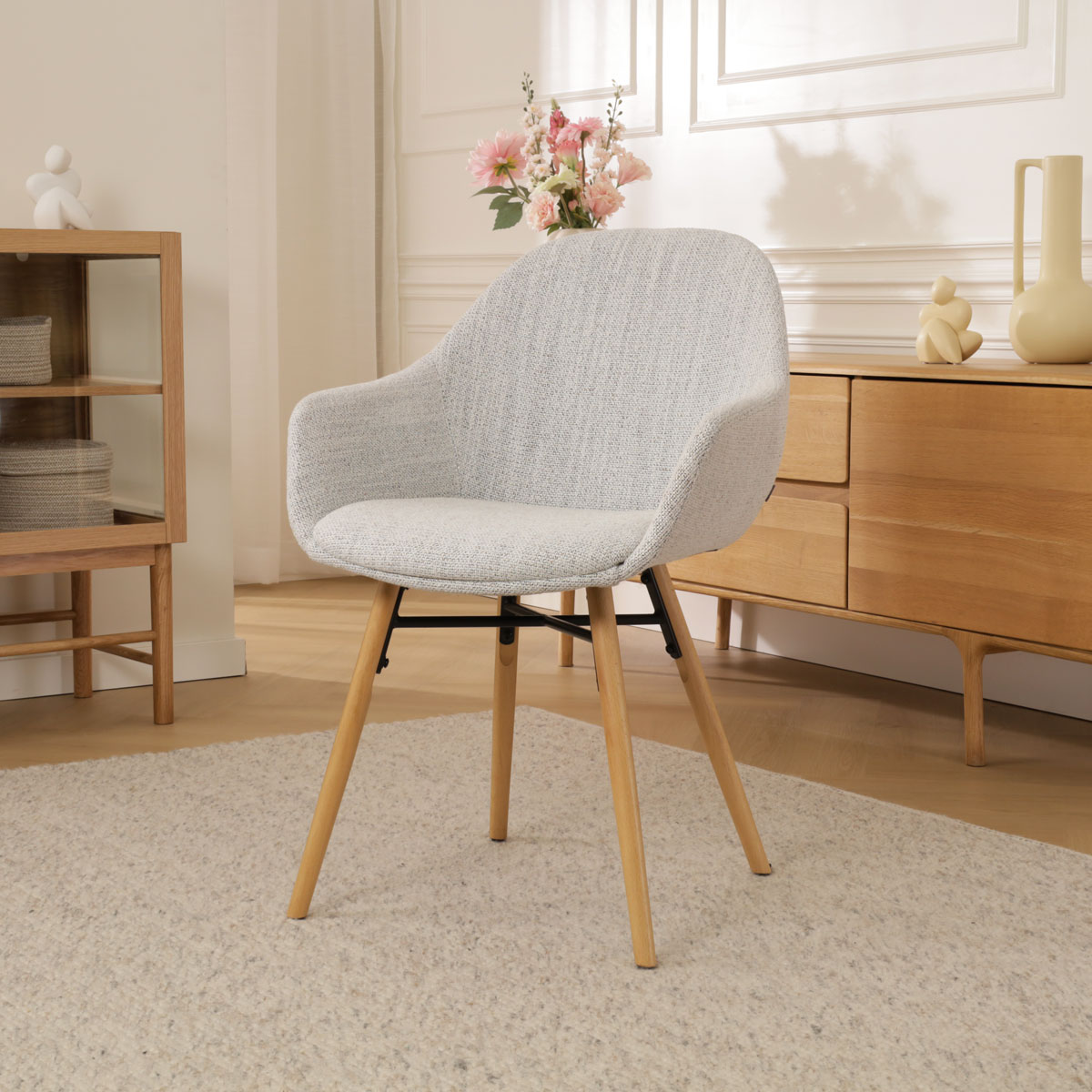 Eetkamerstoel Nena-Mae beige gemêleerd - houten onderstel