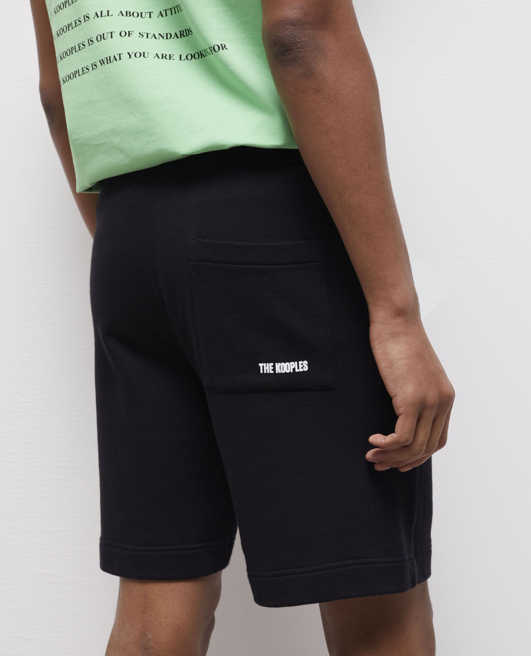 Short molletonné noir