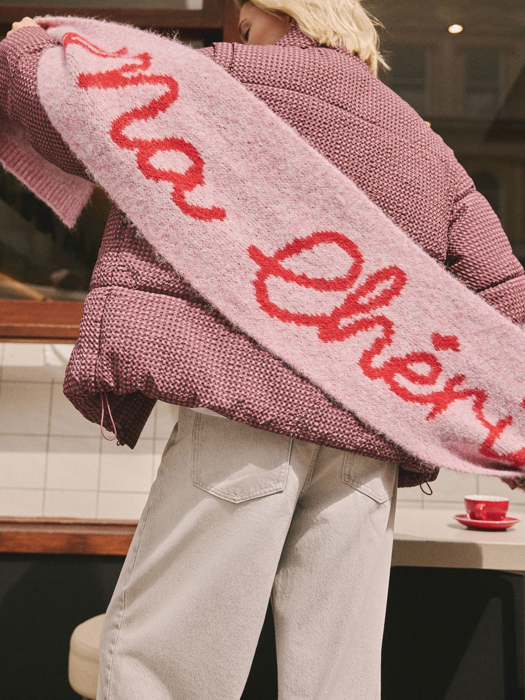 Roze - Cherry Slogan Knitted Heavyweight Scarf