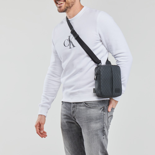 Calvin Klein Jeans - RUBBERIZED CONV REPORTER S UV Negro / Monogram