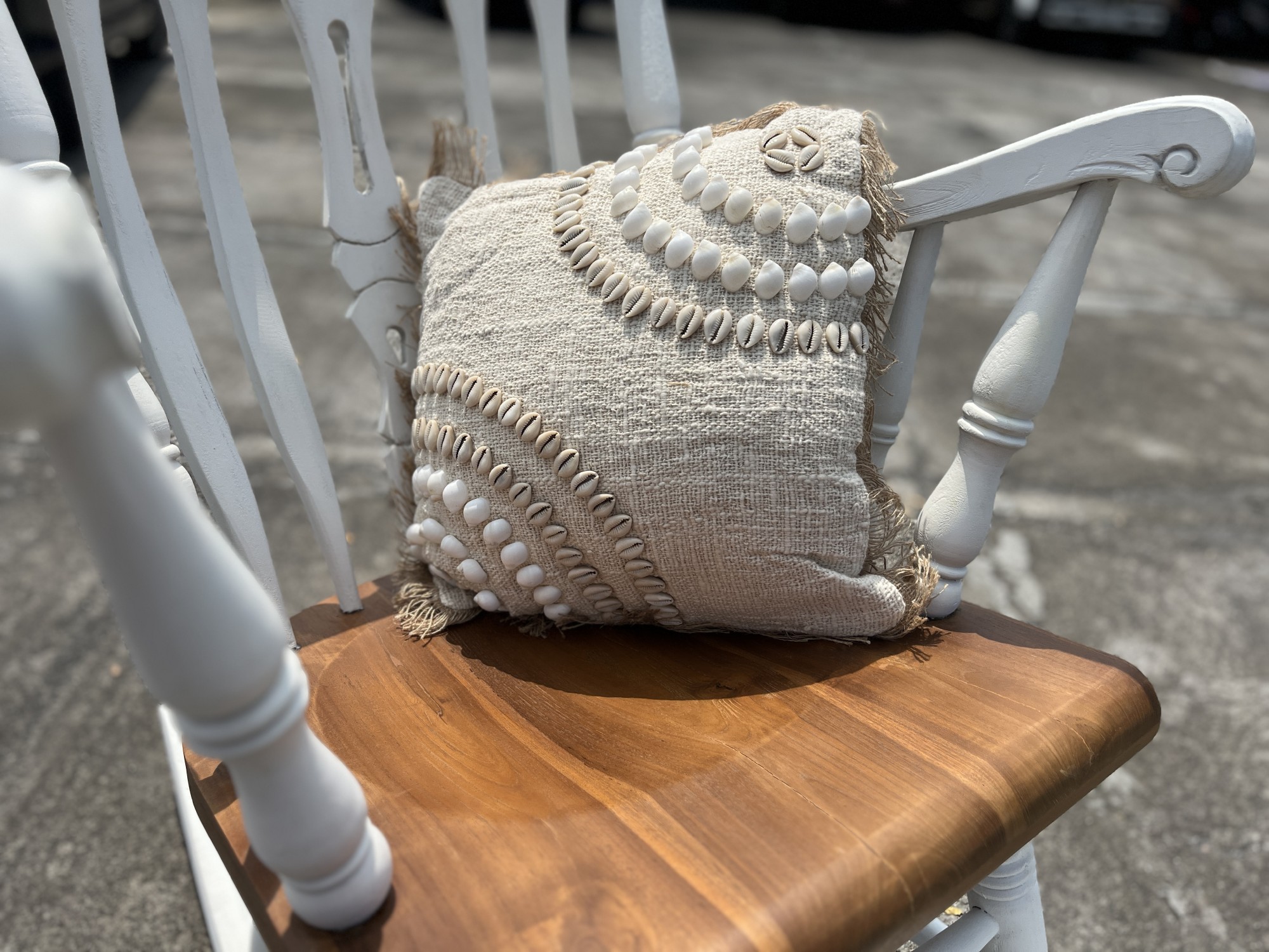 Kissen 'Suka' mit Füllung, beige/weiß, B 40 cm, H 40 cm von fischer's lagerhaus