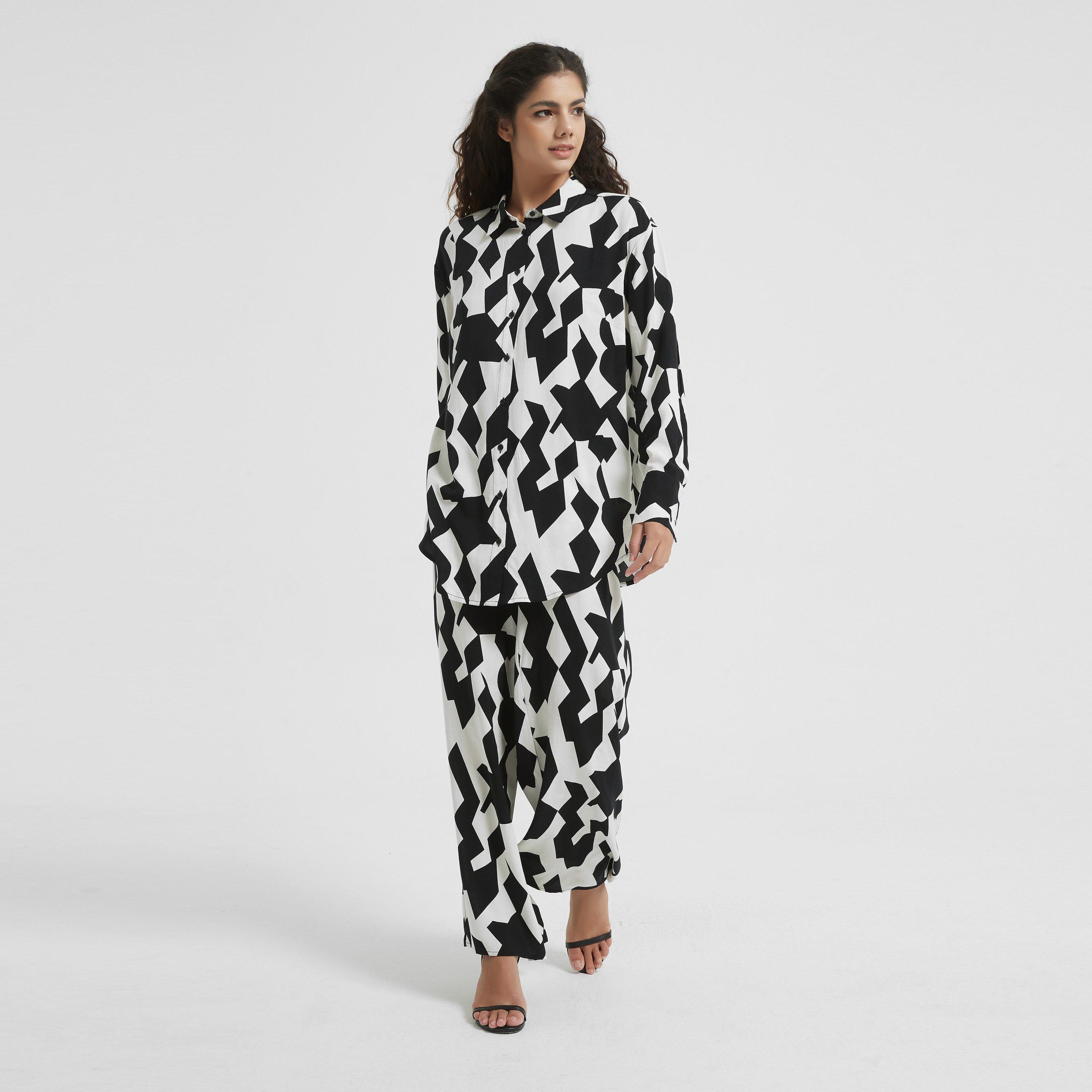 Be You Ladies Mono Print Shirt