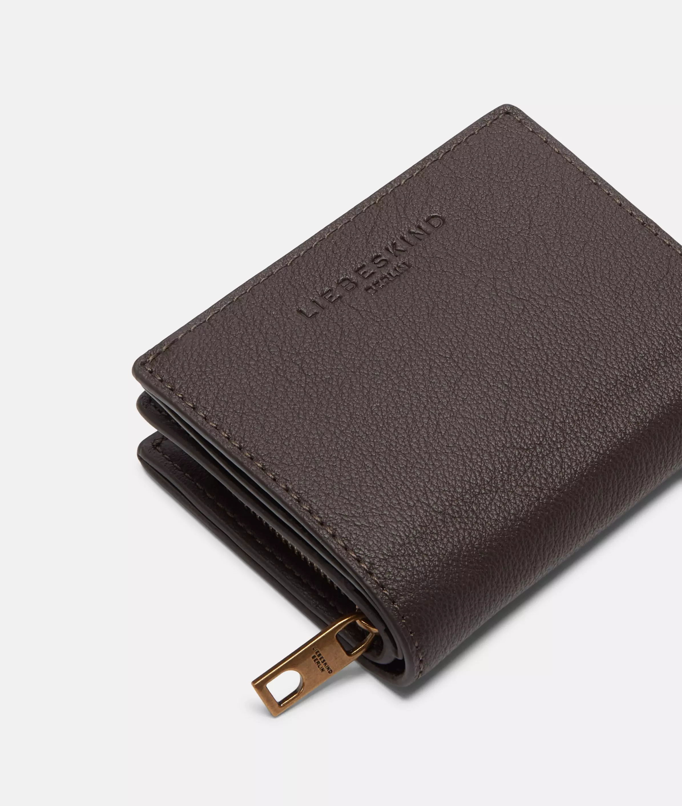 Wallet Spacious leather wallet