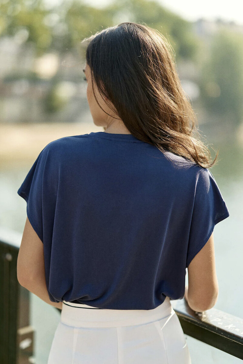 LA PETITE ETOILE<br>Camiseta Los com V-hals, MARCELLINA
