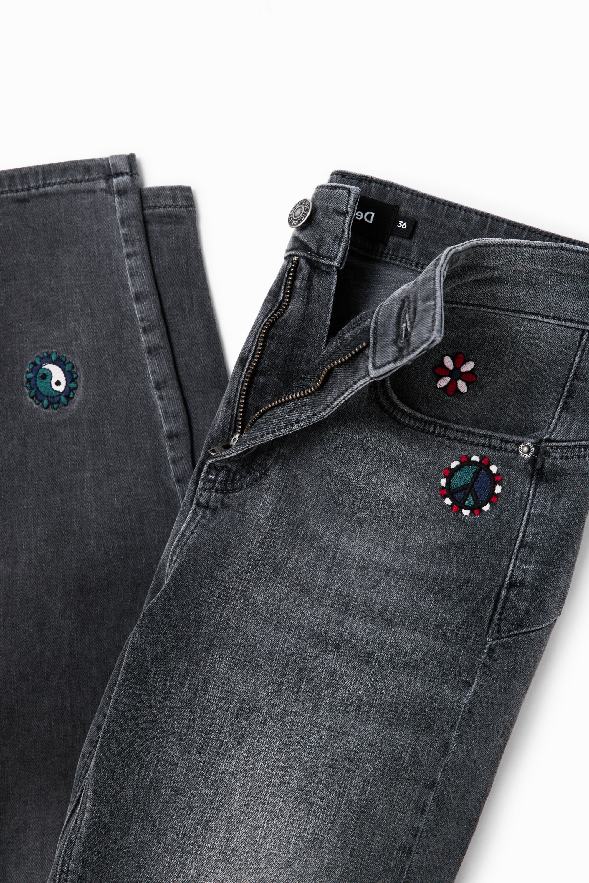 Jean skinny push-up broderies