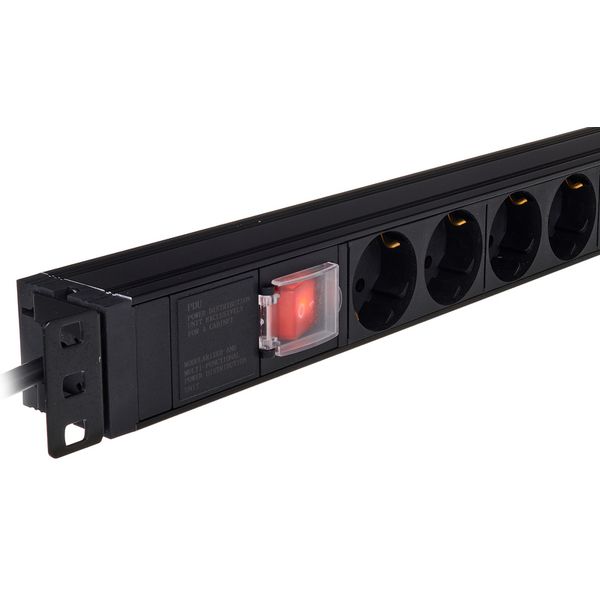 Adam Hall 87471 X7 Power Strip