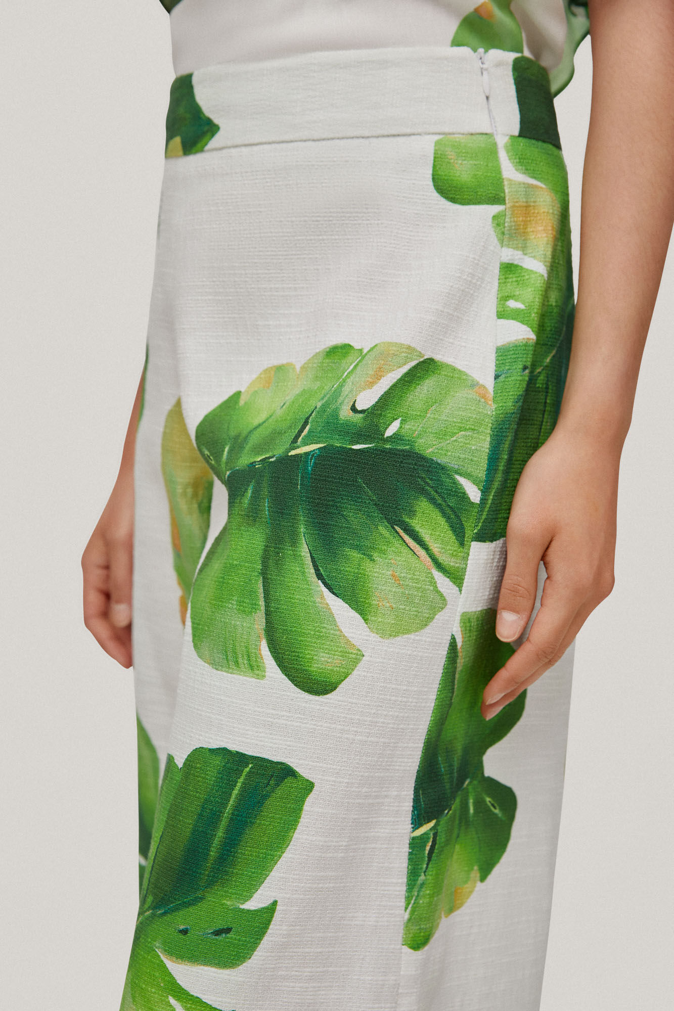 Maria. Calças de perna larga estampadas - Verde