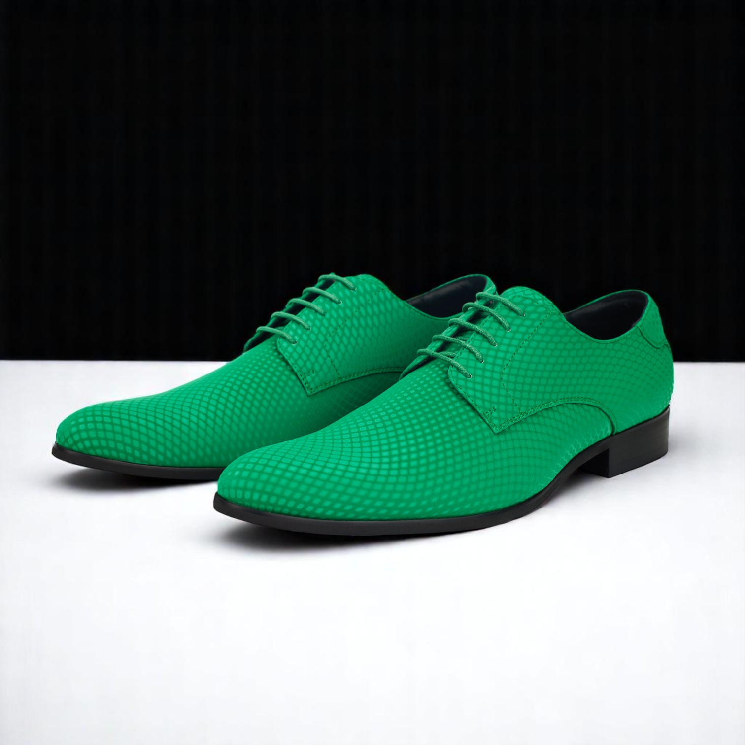 Gleaming Greeny