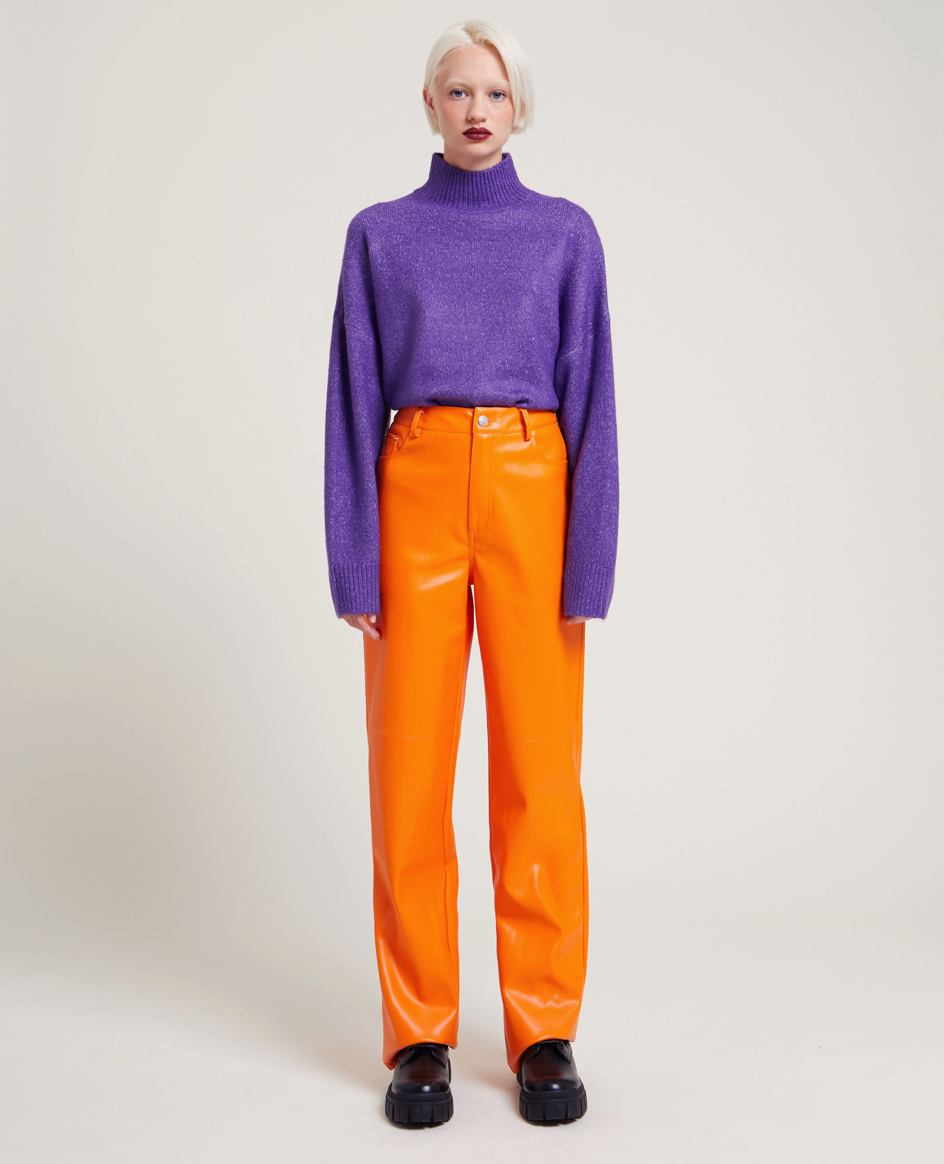 Pantalon droit en simili cuir - Orange