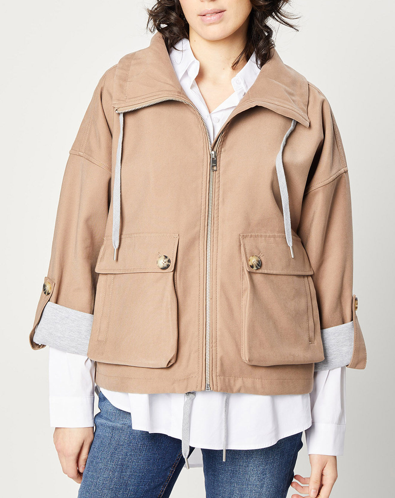 Esprit Blouson zippé à grande poche beige foncé