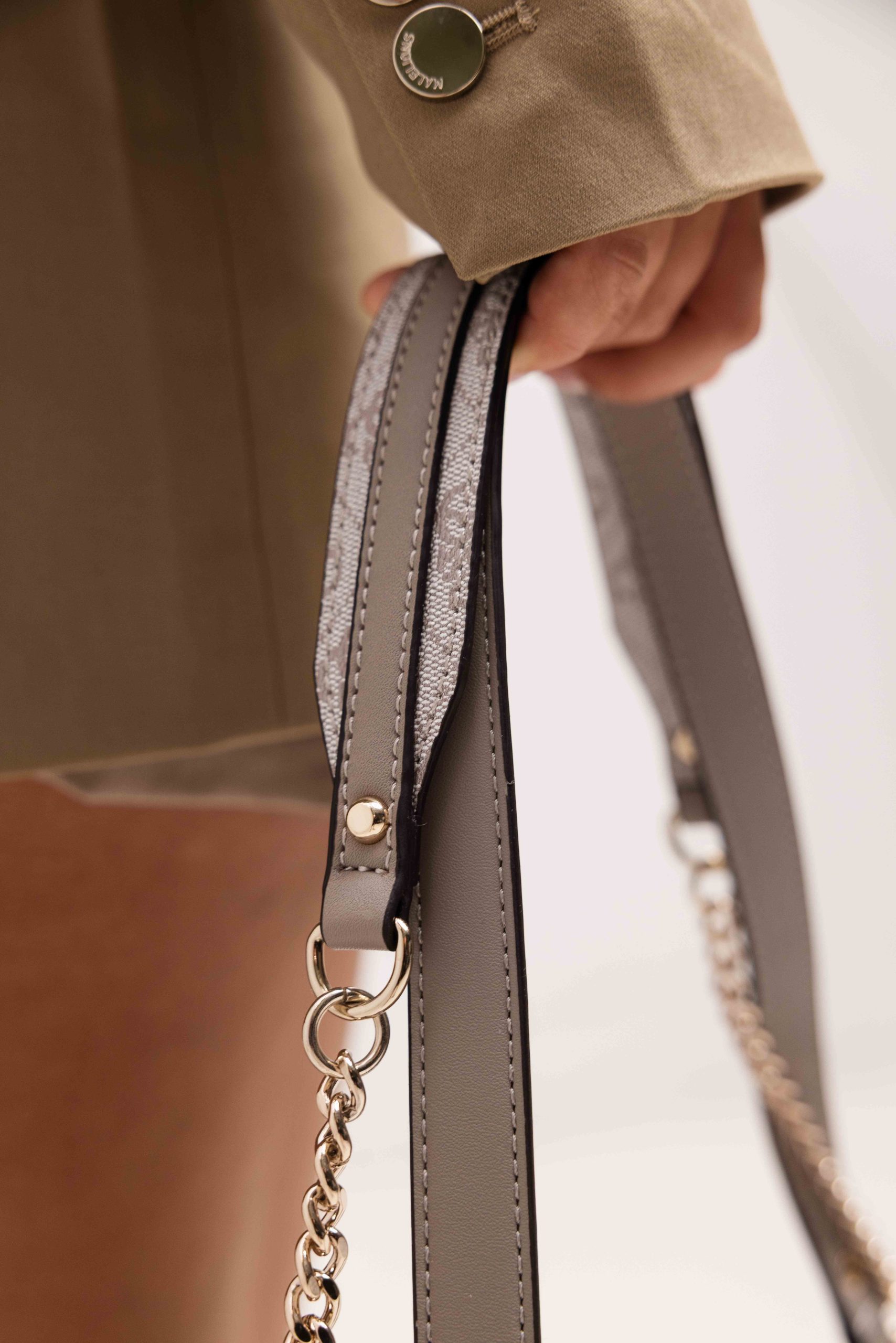 Guess Zamira Luxe Schoudertas Dames Beige