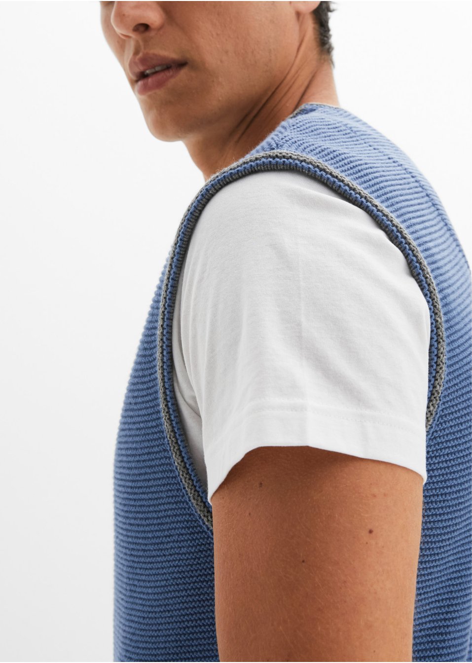 Gilet sans manches en maille style bavarois