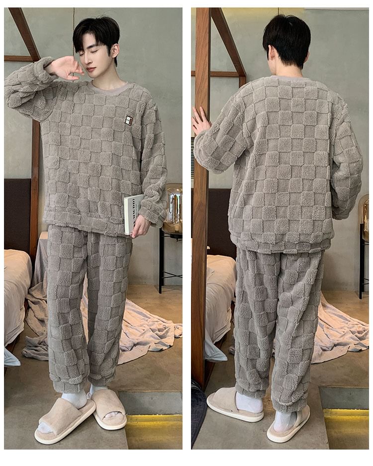 Jeony - Pyjamaset: Fleece Sweatshirt + Broek